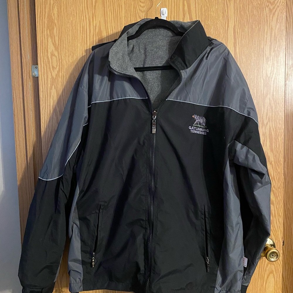 GOGO Gray Windbreaker Jacket with High Collar and Weather-Proof Fabric